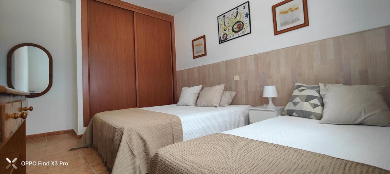 4 Family Home With Pool, Fuerteventura-Gran Tarajal Juan Gopar Exterior photo